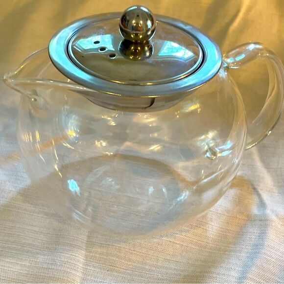 Glass Blooming Teapot with stainless steal lid - Picture 1 of 11